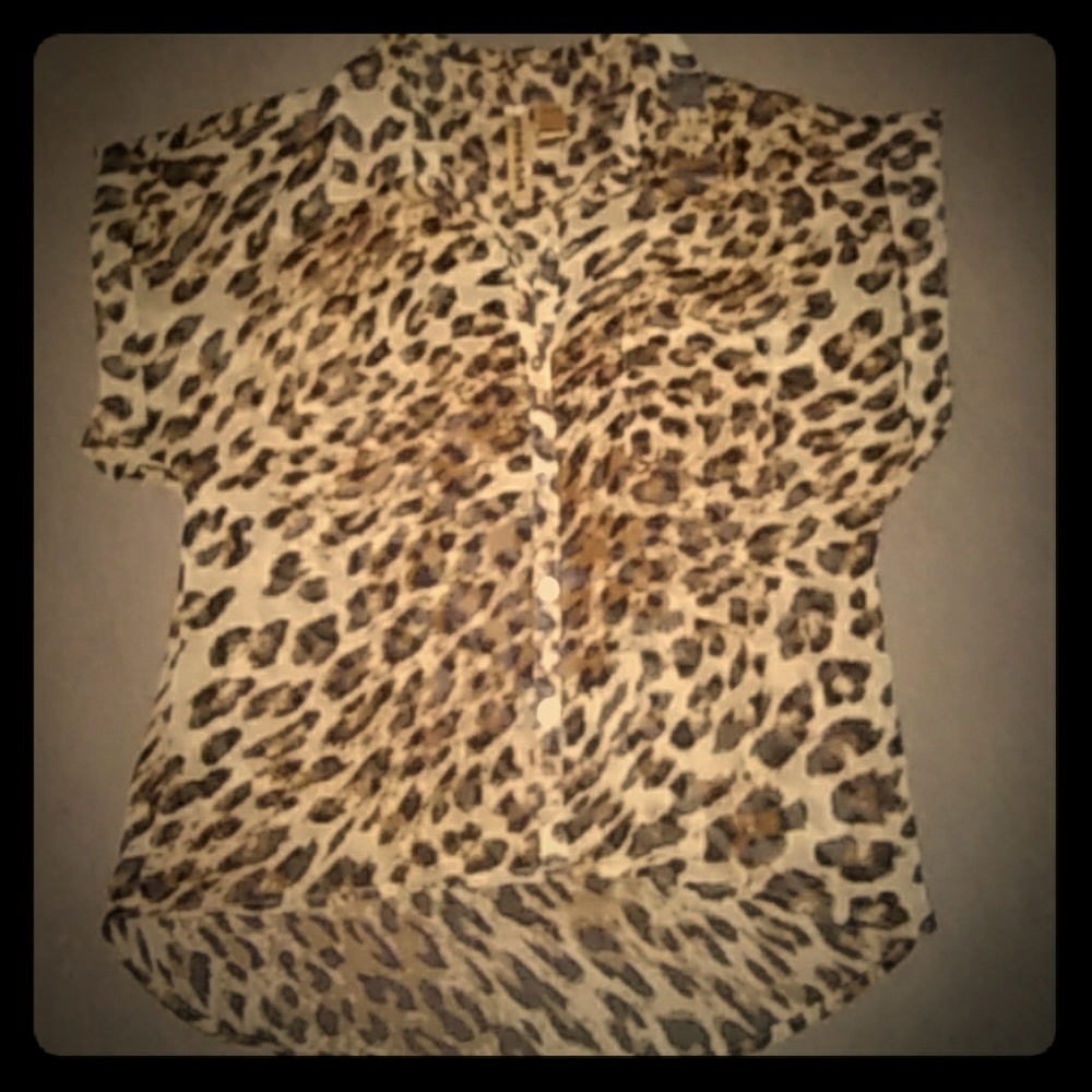 Cute animal print blouse!!